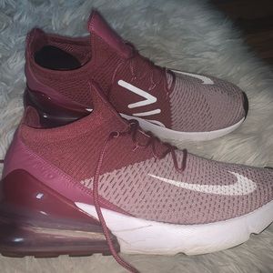 Nike Air Max 270